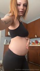 904791294_belly-after-that-banana-vid_0.m4v