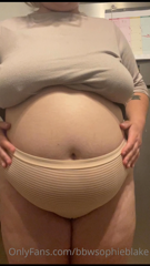 307069327_round-round-tubby-girl_3.m4v