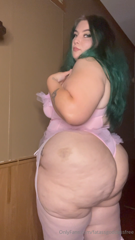 1718418581_vip-page-on-sale-for-my-birthday-month-fatassgoddess_0.mp4
