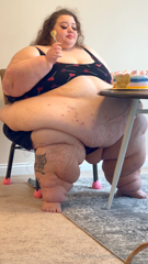 764881202_everyone-thinks-i-morph-my-pictures-for-one-how-do-you-eve_0.mp4