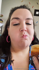 1805692466_just-a-big-girl-with-an-even-bigger-appetite_3.mp4