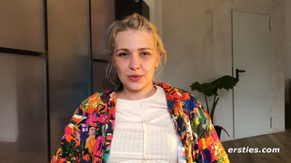 8a Ersties Team Member Isa Shares Her Favourite Video with You.mp4