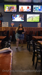 310984509_a-sexy-fat-girl-walks-into-the-bar-what-do-you-do_0.mp4