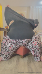 888613310_i-just-love-to-tease-you_0.mp4