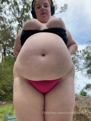 821859062_feed-me-snacks-to-keep-me-bouncing_0.mp4