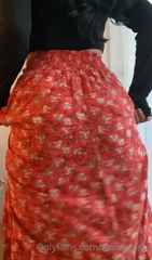 150594410_show-me-some-love-if-you-like-to-see-this-thang-twerk_0.m4v