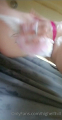 168099490_i-love-letting-the-water-spray-on-my-pussy_0.m4v
