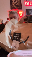 1058517915_full-ramen-mukbang-includes-belly-play-and-burps_0.mp4