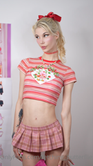 683638430_tiny-skirt-and-no-panties-is-my-fav-thing-to-wear_0.m4v