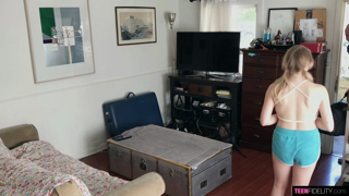 Melody Marks - Watch A Predator.mp4