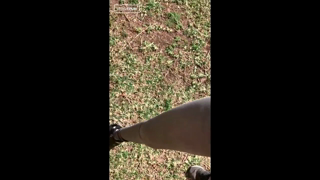 Leonie-pur_-_WTF_total_notgeil_-_Im_Garten_heimlich_zum_Orgasmus_gefingert.mp4