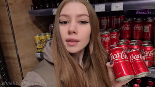 Annelitt_Ass-fuck-with-CocaCola-cans-of-all-sizes.mp4