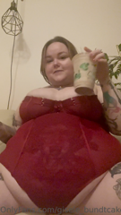 465210127_swipe-to-see-me-eat-all-of-this-little-by-little-and-the-a_5.m4v