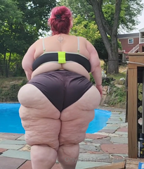 627098047_big-splash_0.m4v