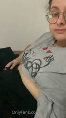 511299057_quick-belly-check_0.m4v