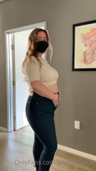 127925451_just-being-horny-and-getting-turned-on-by-my-fat-body-fore_0.m4v