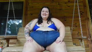 1212647238_emma-makes-fun-of-you-for-getting-fat-ive-noticed-youve_0.mp4