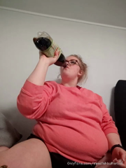 127618534_stream-started-at-03-26-2021-08-50-pm-cake-and-candy_0.mp4