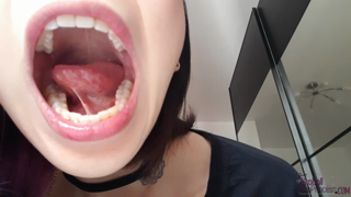 Mouth Examine.mp4