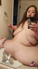 1811367964_trying-to-slowly-get-my-belly-out-of-the-sinkkinda-got-stuck_0.mp4