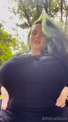 324581126_flashing-my-titties-while-my-neighbor-is-outside_0.m4v