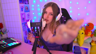 2025-02-02 ASMR Twitch Livestream Gone Sexual.mp4