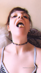 476427379_found-some-old-pics-gifs-on-my-computer-and-thought-they-wer_3.mp4