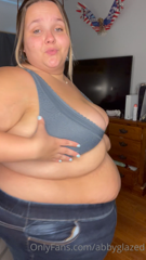 384990755_massive-belly-fat-is-just-flowing-out-everywhere_0.m4v