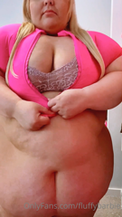 102988007_trying-on-tight-new-clothes_0.m4v