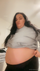 744659919_cute-little-wadddle-and-wobble-for-you-awful-quality-haha-b_0.m4v