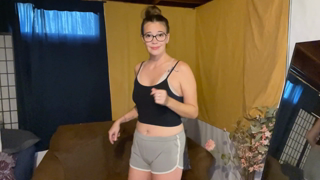 Butt Shake For Aunty.mov