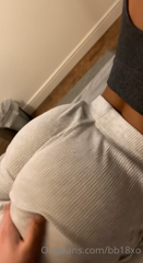 528125986_do-you-like-it-when-my-arse-jiggles_0.mp4