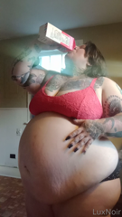 700705222_new-heavy-cream-routine-is-gonna-make-me-so-fat_0.m4v