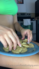 410939874_breakfast-stuffing-in-a-bikini-and-a-belly-noise-video-from_1.m4v
