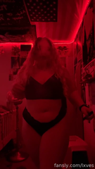 581696765921599488__33.mp4