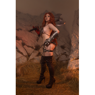 RedSonyaFan-2.jpg