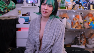 Bathrobe video.mp4
