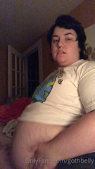 158852829_new-video-showing-off-how-fat-im-looking-these-days-in-my_5.m4v
