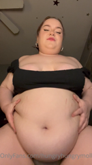 506668957_5-5-min-belly-play-light-fat-chat-scroll-for-some-cute_4.m4v