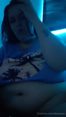 801303269_today-i-behaved-like-a-real-pig-for-dinner-i-ate-a-medium_1.mp4