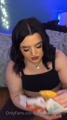 95443296_mindlessly-stuffing-flirting-with-you_0.m4v