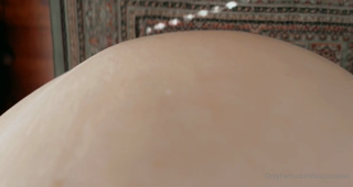 272970934_fresh-waxed-my-fupa-looks-so-huge-lol_1.m4v