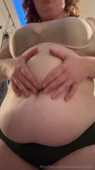 821236697_stuffed-and-sleepy-belly-play-as-it-should-be-holy-fuck-i-at_0.m4v