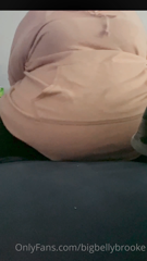 605882838_something-jiggly-to-end-your-weekend-on-a-high-note_0.mp4