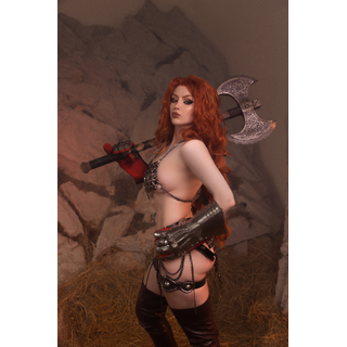 RedSonyaFan-3.jpg