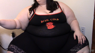 26927314_we-met-our-goal-now-everyone-gets-to-see-my-new-video-in-al_0.m4v
