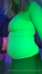 50179387_every-time-i-put-on-these-pants-they-get-harder-to-button_0.mp4