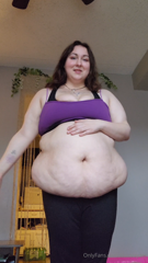 869009461_my-belly-is-adorable-fitfridays-get-video-as-soon-as_0.mp4