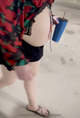 1913643201_left-dinner-feeling-so-overstuffed-bloated-my-belly-could_0.mp4