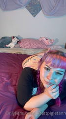 257015167_i-m-soooo-boredddd-can-we-maybe-have-a-little-play-dat_19.m4v